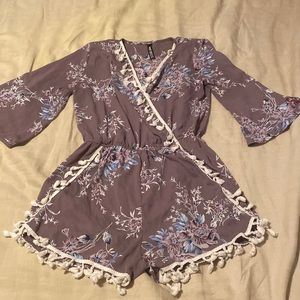 Design Lab by Lord & Taylor taupe-grey romper